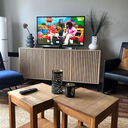 Appartement De Vrijbuiter, Resort Amelander Kaap Холлум Экстерьер фото
